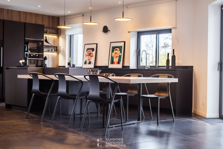 Notre zone d'activité pour ce service Création de bibliothèques modulables sur mesure pour objets d’art et livres dans un meuble suspendu